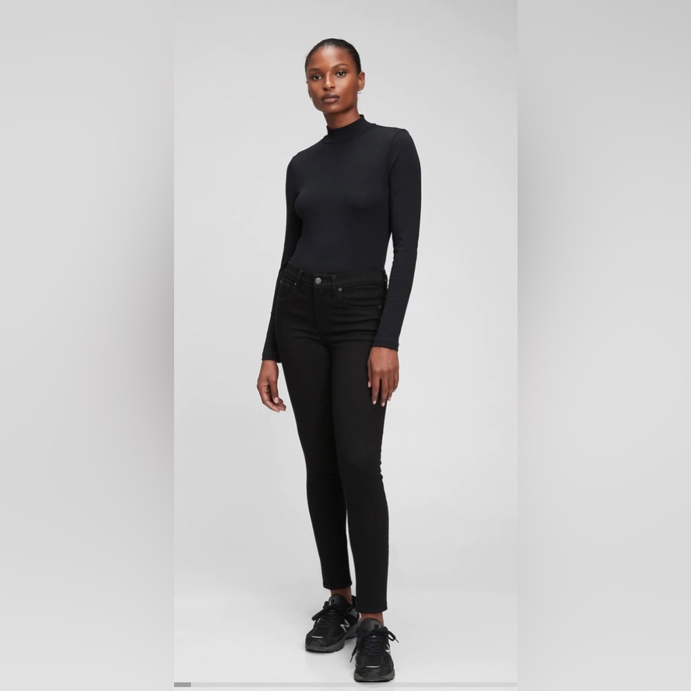 Gap 1969 True Skinny Black Jeans 31R
